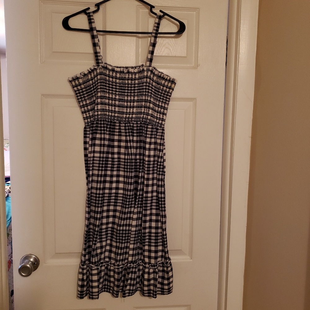Sundress - Picture 2 of 3